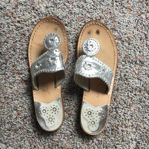 Jack Rogers Classic Navajo in Silver (w/ box)